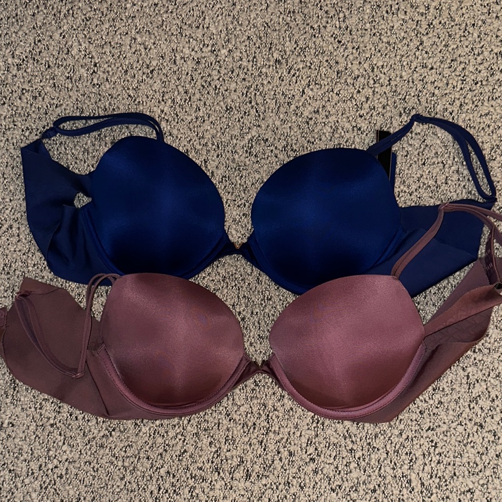 Victoria’s Secret LOVE CLOUD Smooth Push-Up Bra - 2 items